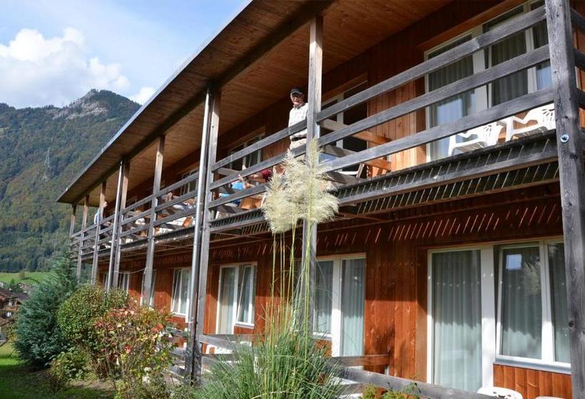 Szálloda Derby Baren Ag T/a Lowen