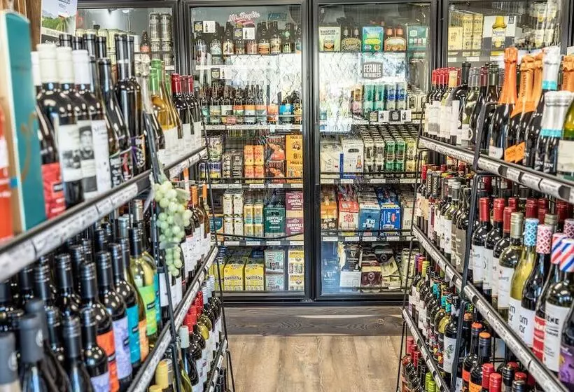 酒店 Prestige Inn Golden