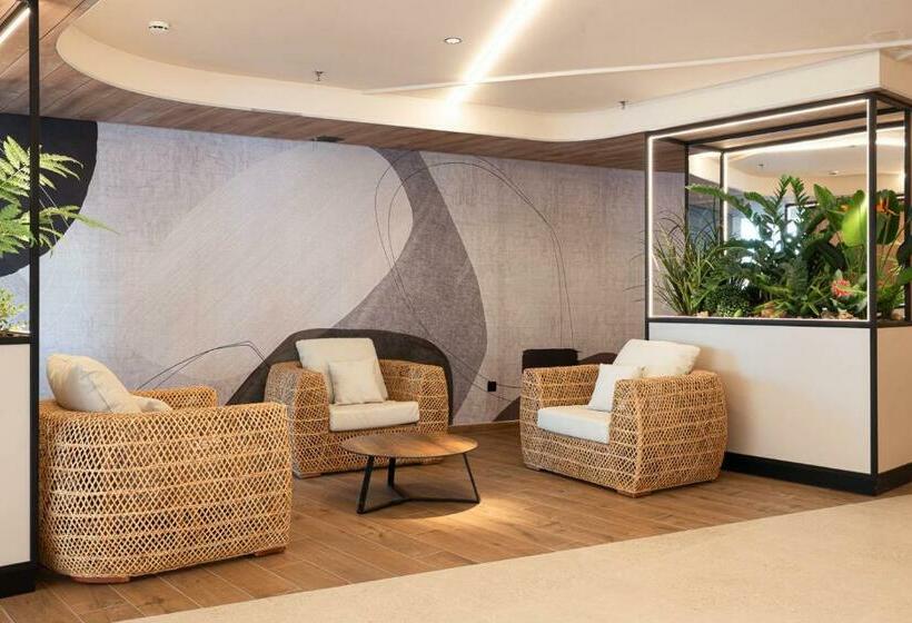 ホテル Primavera Park 4* Sup