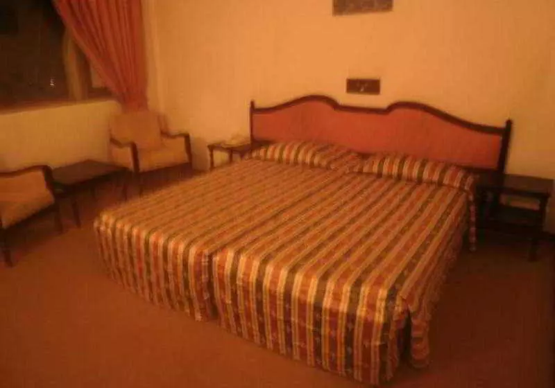 Отель Royal Lotus