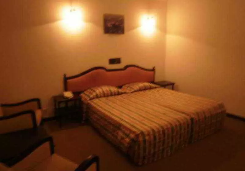 Отель Royal Lotus