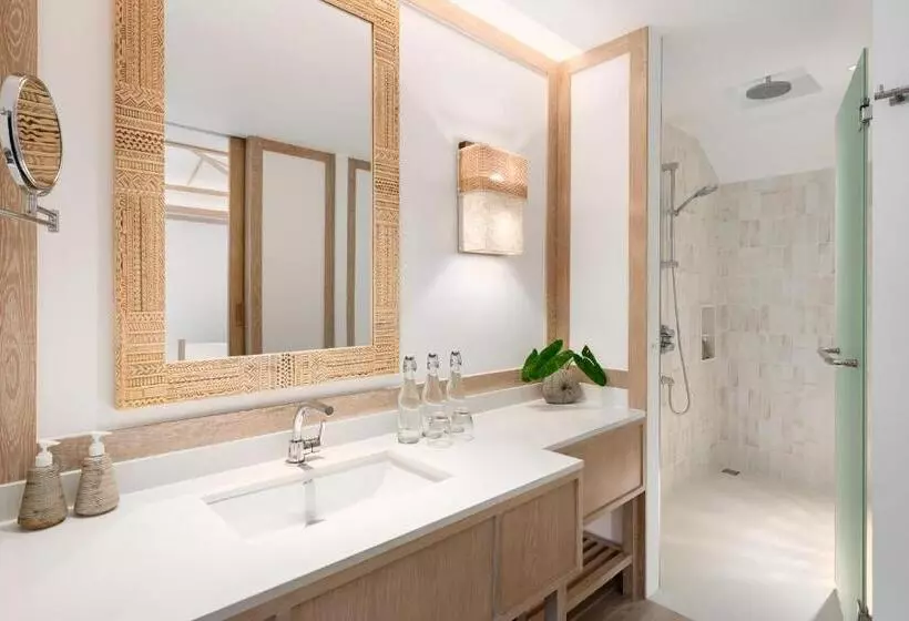 בית מלון כפרי Saii Phi Phi Island Village