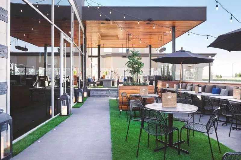 Sandman Hotel Calgary Airport