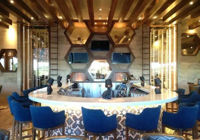 Sandman Hotel Calgary Airport