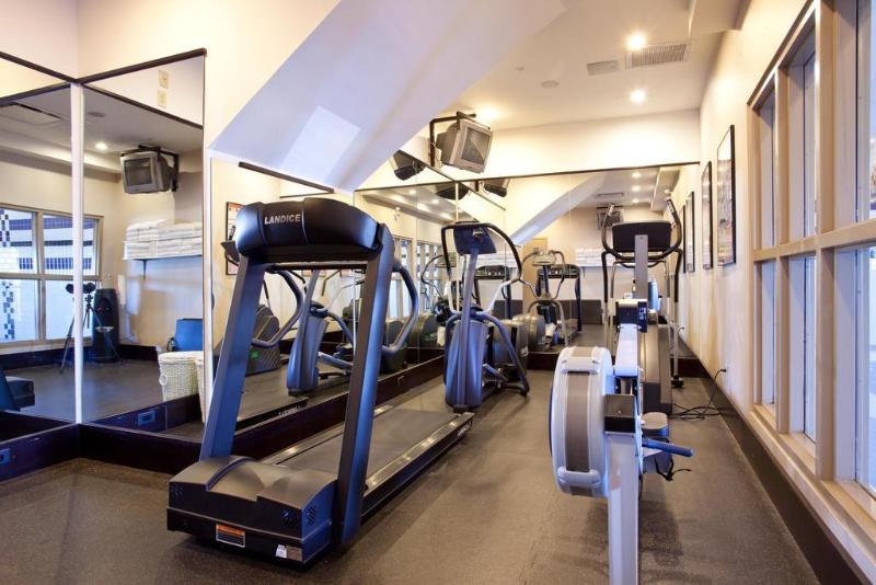 Sandman Hotel Calgary Airport