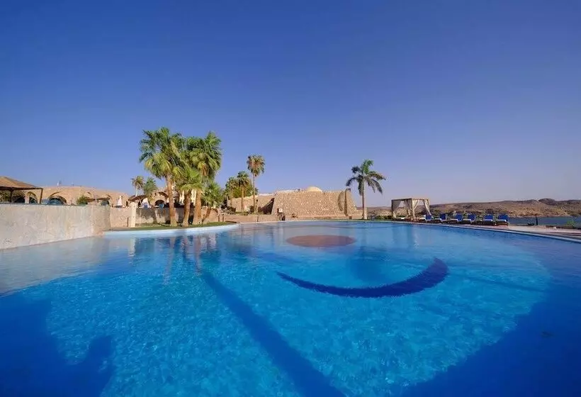בית מלון כפרי Seti Abu Simbel Lake Resort