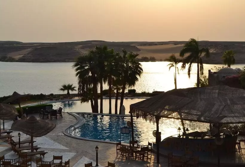 בית מלון כפרי Seti Abu Simbel Lake Resort
