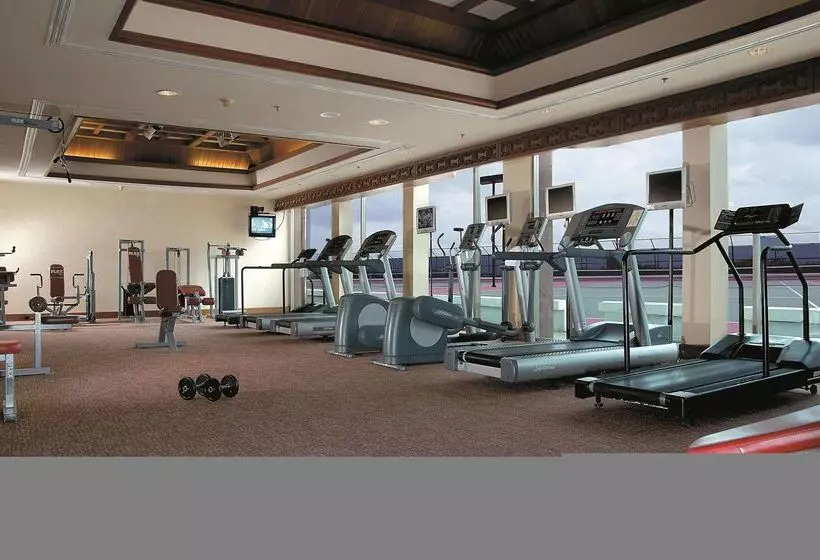 فندق Shangrila Surabaya