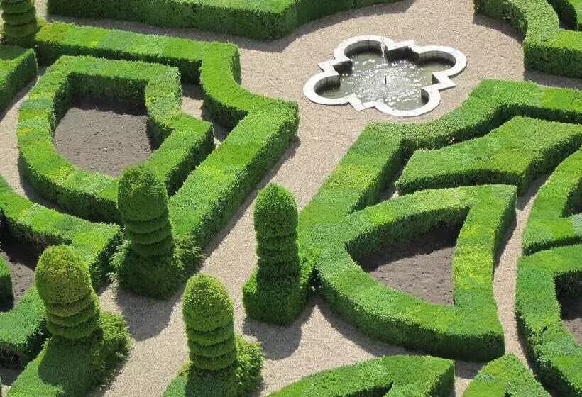 ホテル The Originals City, Hôtel Le Cheval Rouge, Tours Ouest