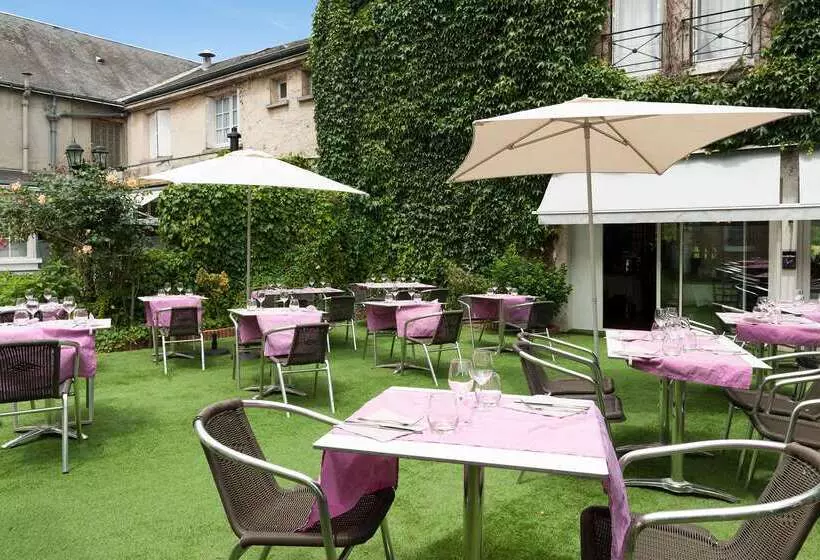 ホテル The Originals City, Hôtel Le Cheval Rouge, Tours Ouest