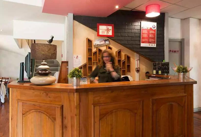 ホテル The Originals City, Hôtel Le Cheval Rouge, Tours Ouest