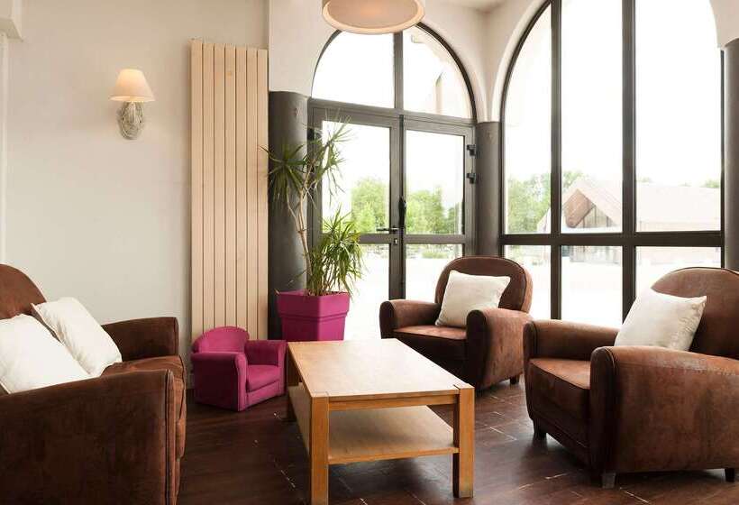 ホテル The Originals City, Hôtel Le Cheval Rouge, Tours Ouest