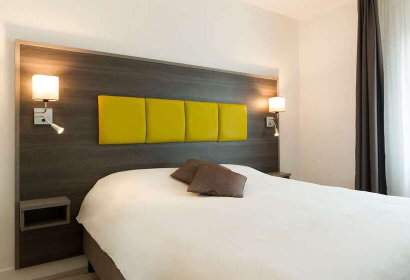 ホテル The Originals City, Hôtel Le Cheval Rouge, Tours Ouest