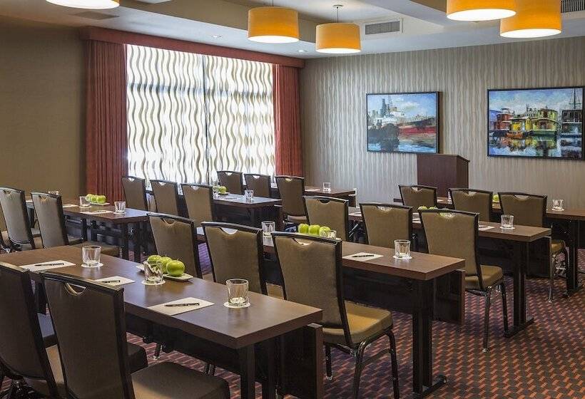 فندق The Paramount