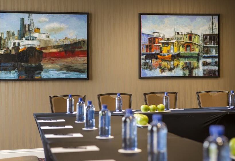 فندق The Paramount