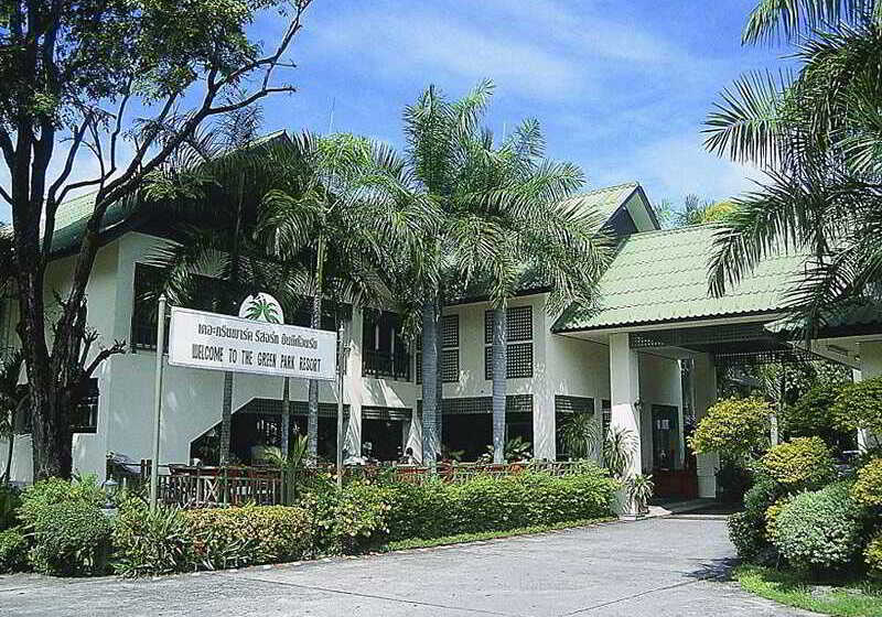 The Green Park Resort