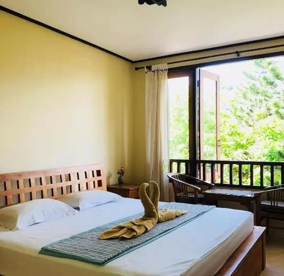 ユースホステル Padangbai Beach Inn