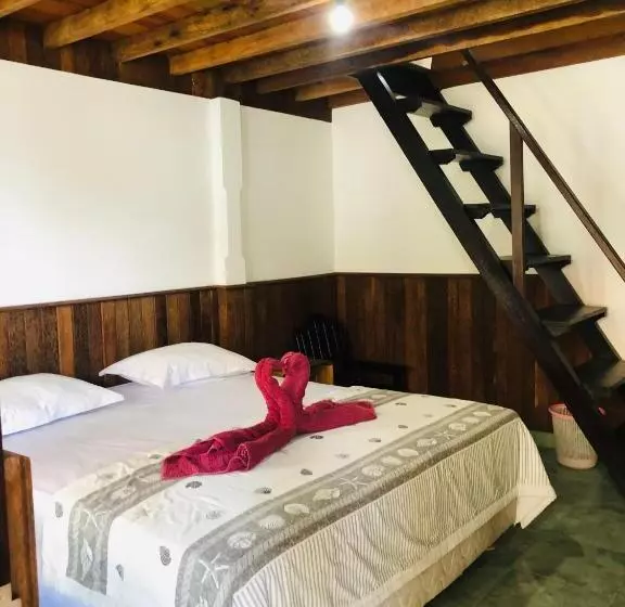 ユースホステル Padangbai Beach Inn
