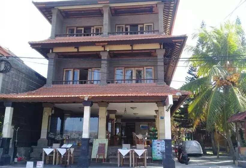 ユースホステル Padangbai Beach Inn