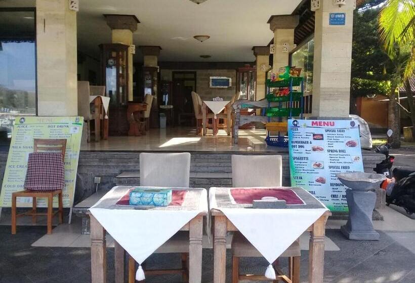 Общежитие Padangbai Beach Inn