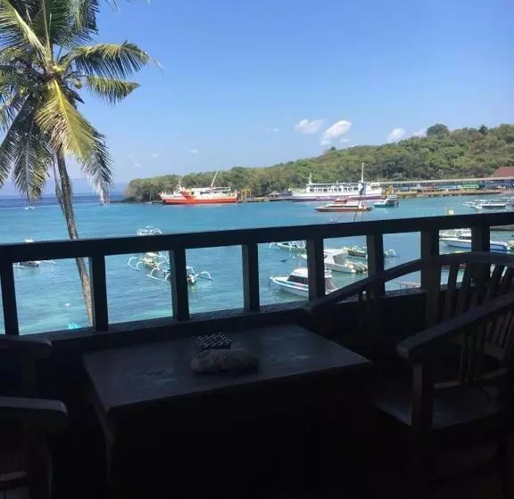 ユースホステル Padangbai Beach Inn