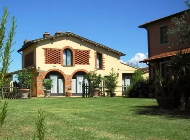 ホテル Agriturismo Podere Luisa