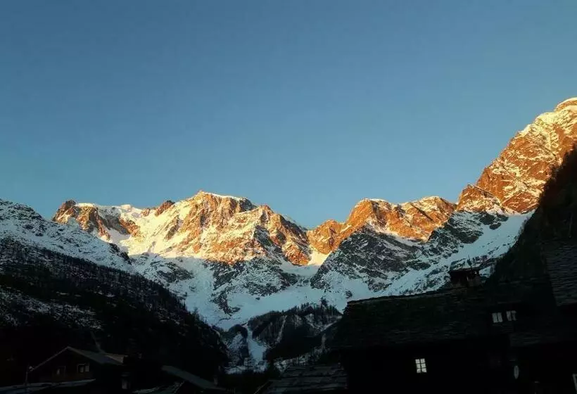 هتل Casa Alpina De Filippi