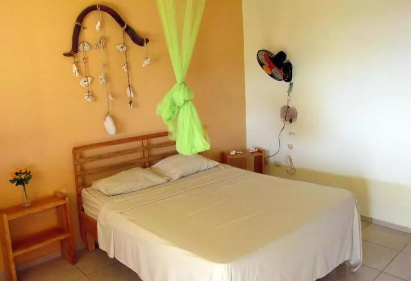 Hotelli Corales Punta Rusia