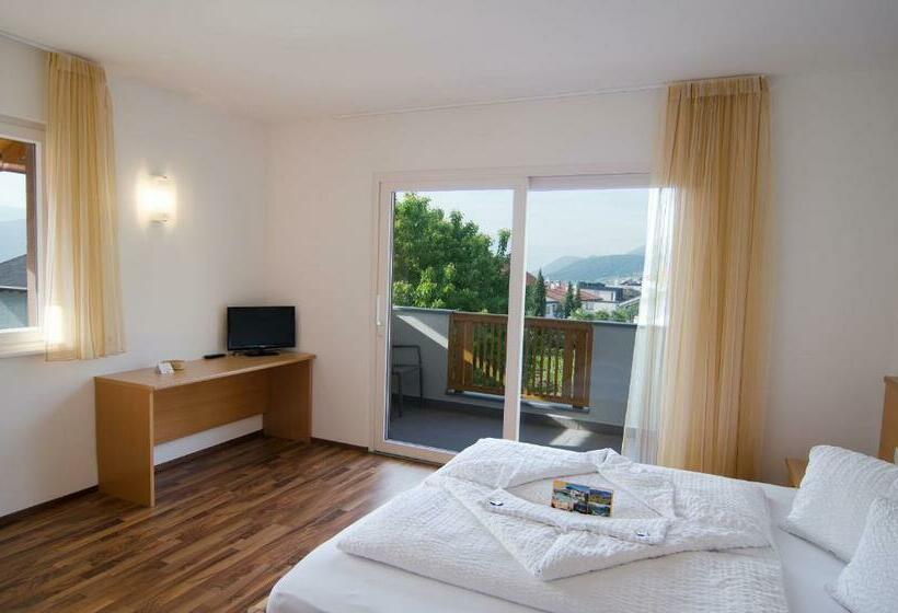 Garni Hotel Peterlinhof