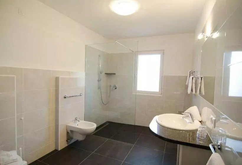 Garni Hotel Peterlinhof