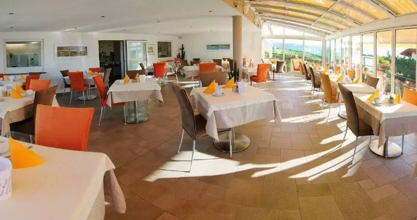 Garni Hotel Peterlinhof