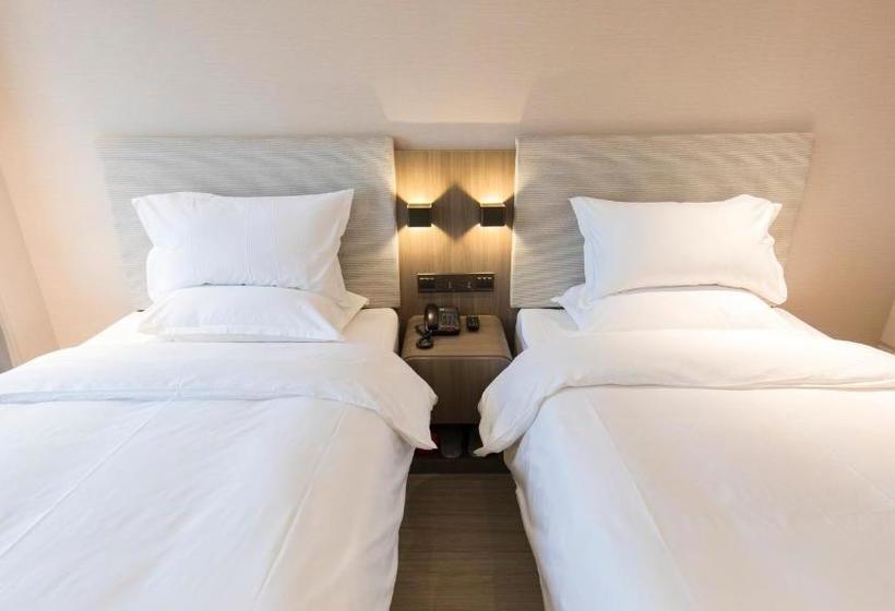 هتل Hanting Chongqing Lianglukou Children S Hospital