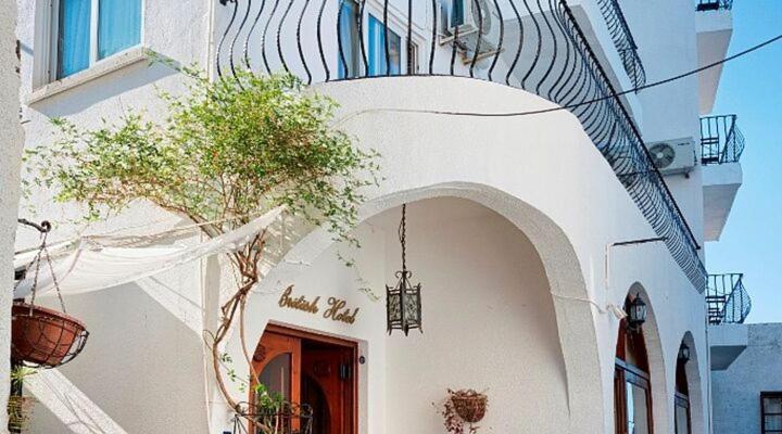 Отель Kyrenia British Harbour