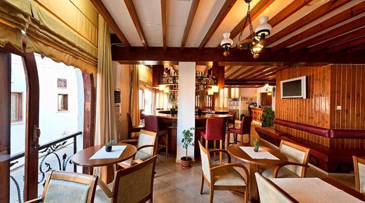 Отель Kyrenia British Harbour