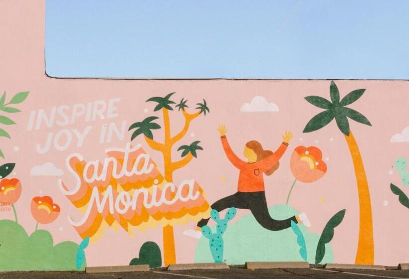 Found Hotel, Santa Monica