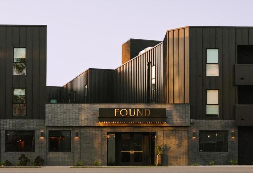 Found Hotel, Santa Monica