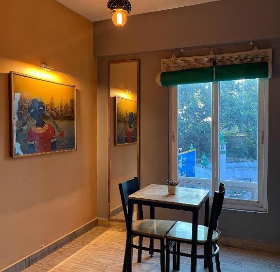 هتل Via Varanasi A Boutique