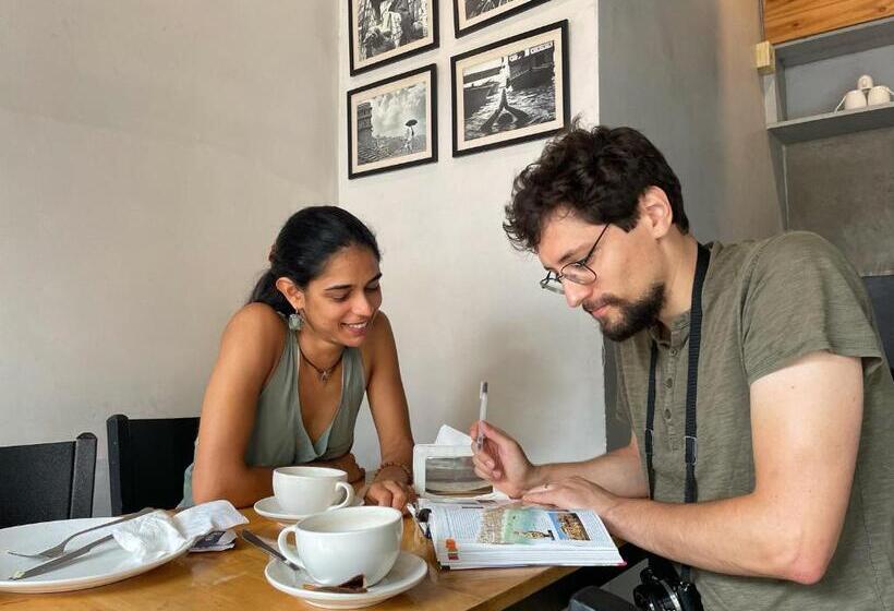 هتل Via Varanasi A Boutique