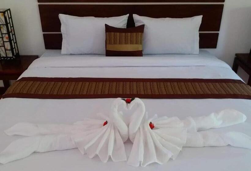 호텔 Villa Chitchareune 2