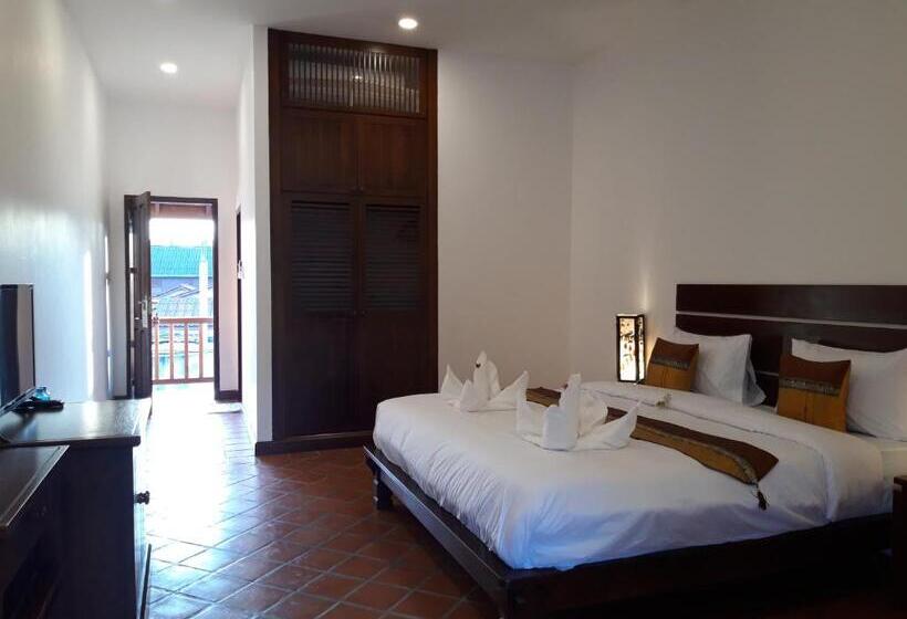 호텔 Villa Chitchareune 2