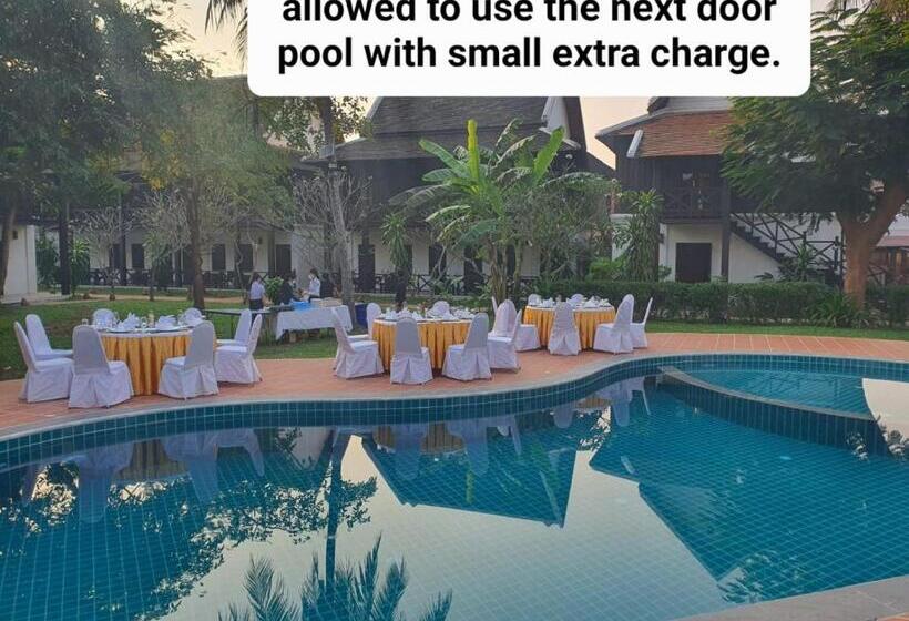 호텔 Villa Chitchareune 2