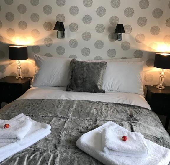 بنسيون Wessex House