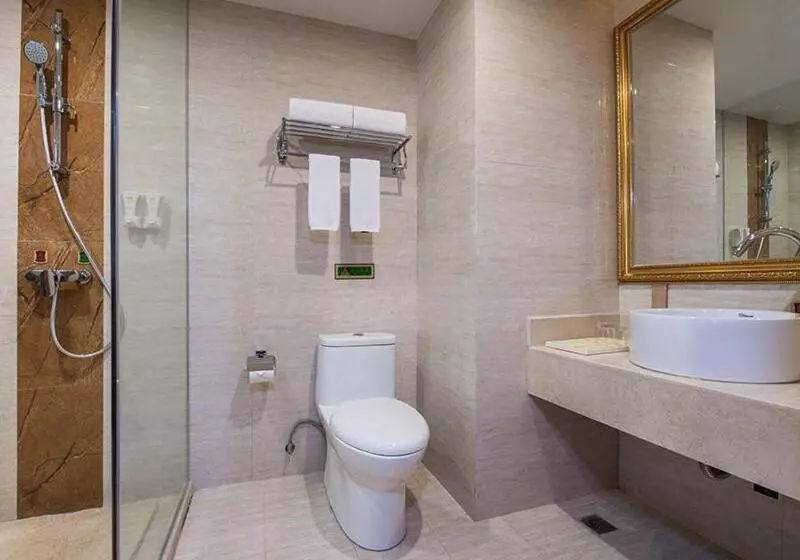 Vienna Hotel Longchuan