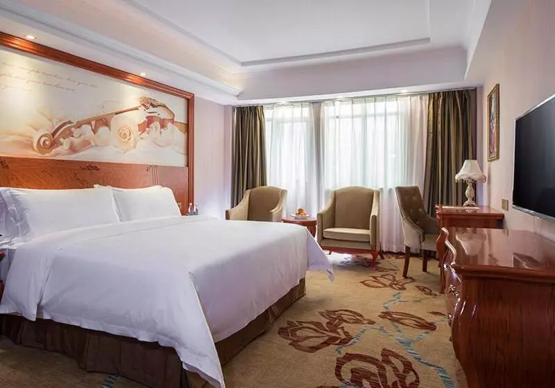 Vienna Hotel Longchuan