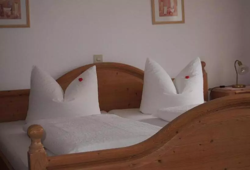 Hotelli Pension Wagnerhof