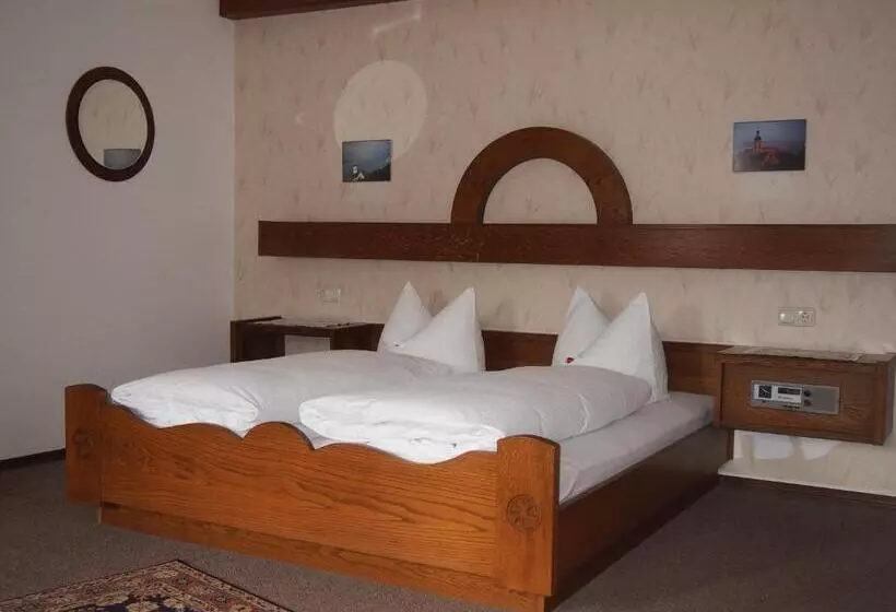 Hotelli Pension Wagnerhof