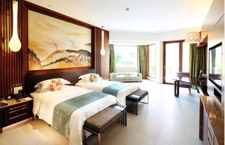 Hotelli Huidong Regal Palace Resort