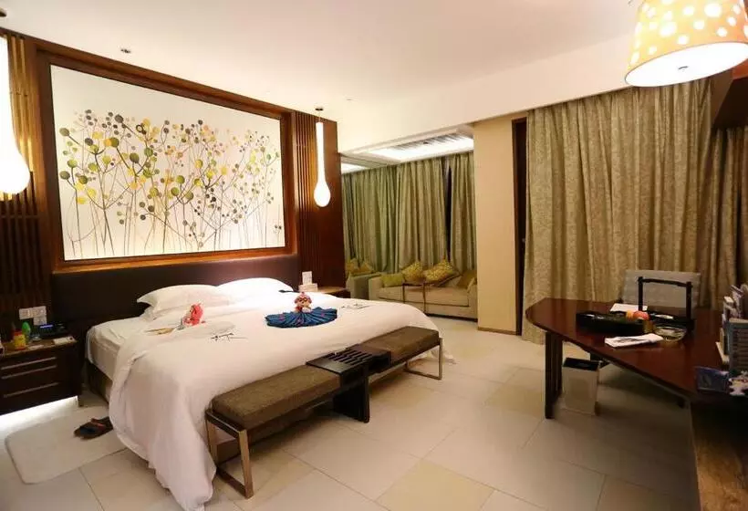 Hotelli Huidong Regal Palace Resort