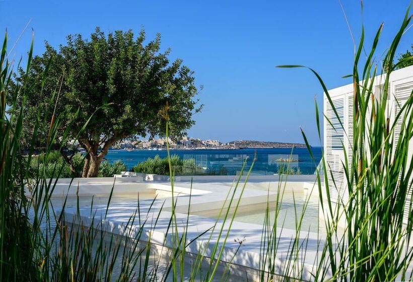 The Island Concept Luxury Boutique Hotel Heated Pool