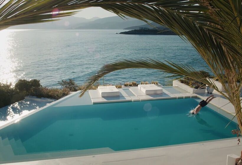 The Island Concept Luxury Boutique Hotel Heated Pool